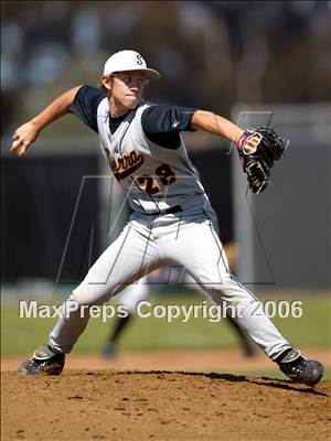 Thumbnail 2 in Culver City vs. Serra-San Diego (56th Annual Lions Invitational) photogallery.