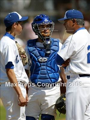 Thumbnail 2 in Culver City vs. Serra-San Diego (56th Annual Lions Invitational) photogallery.