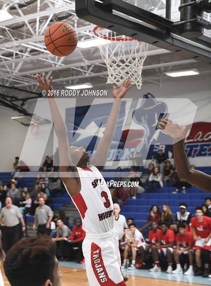 Thumbnail 1 in South Houston vs. Pasadena Memorial (McDonald's Texas Invitational) photogallery.