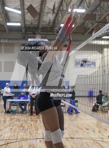 Thumbnail 1 in Boling vs Cypress Lakes (Needville Tournament) photogallery.
