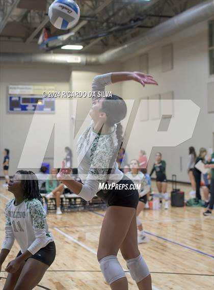 Thumbnail 1 in Boling vs Cypress Lakes (Needville Tournament) photogallery.
