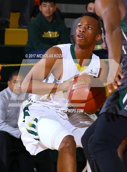 Thumbnail 3 in Damien vs. Moreau Catholic (The Classic at Damien) photogallery.