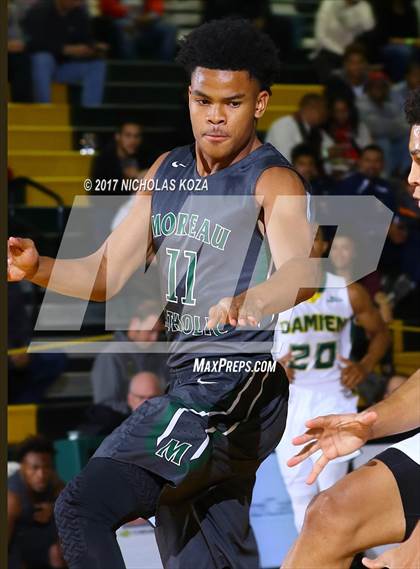 Thumbnail 1 in Damien vs. Moreau Catholic (The Classic at Damien) photogallery.