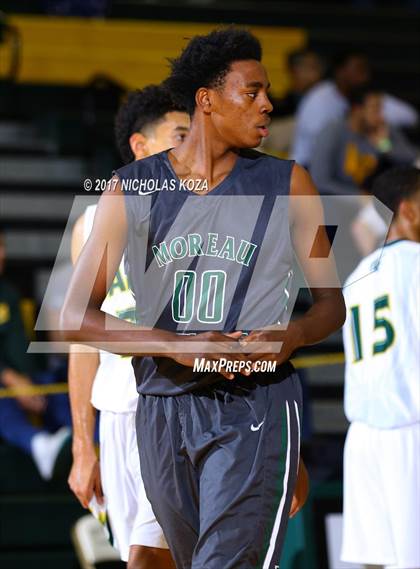 Thumbnail 1 in Damien vs. Moreau Catholic (The Classic at Damien) photogallery.