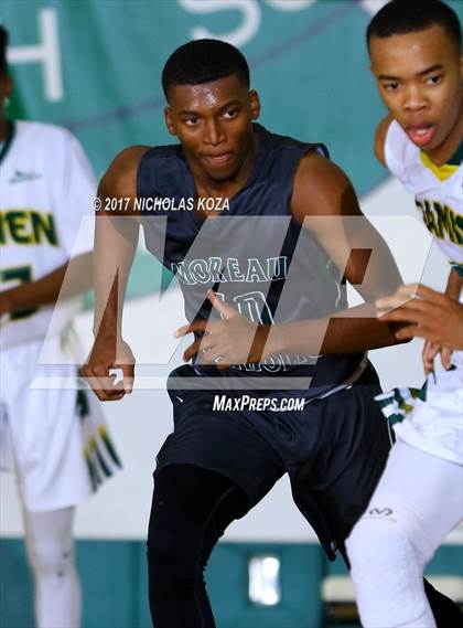 Thumbnail 2 in Damien vs. Moreau Catholic (The Classic at Damien) photogallery.
