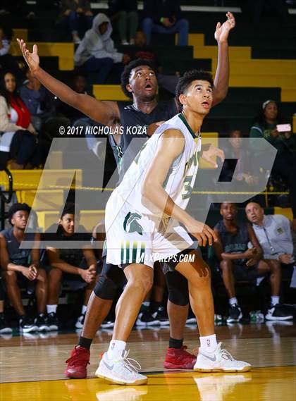 Thumbnail 2 in Damien vs. Moreau Catholic (The Classic at Damien) photogallery.