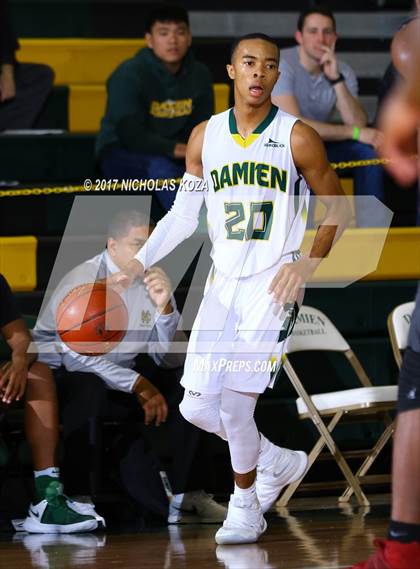 Thumbnail 2 in Damien vs. Moreau Catholic (The Classic at Damien) photogallery.
