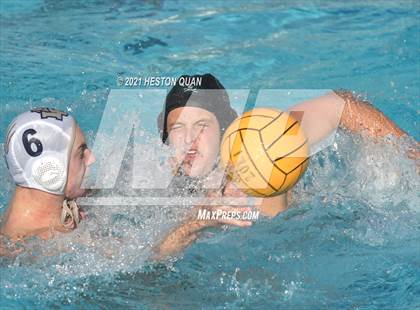 Thumbnail 3 in Stevenson vs. Los Osos (S&R Tournament) photogallery.