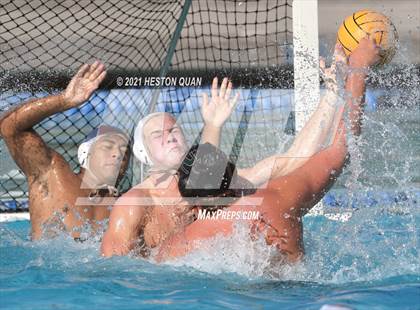 Thumbnail 2 in Stevenson vs. Los Osos (S&R Tournament) photogallery.
