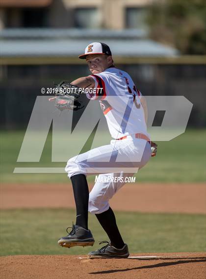 Thumbnail 1 in San Pasqual @ Escondido photogallery.