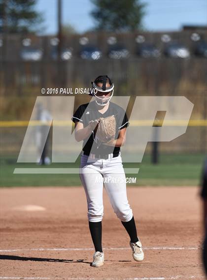 Thumbnail 1 in Mountain View vs. Valor Christian (CHSAA 4A Semi-Final) photogallery.