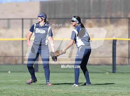 Thumbnail 3 in Mountain View vs. Valor Christian (CHSAA 4A Semi-Final) photogallery.