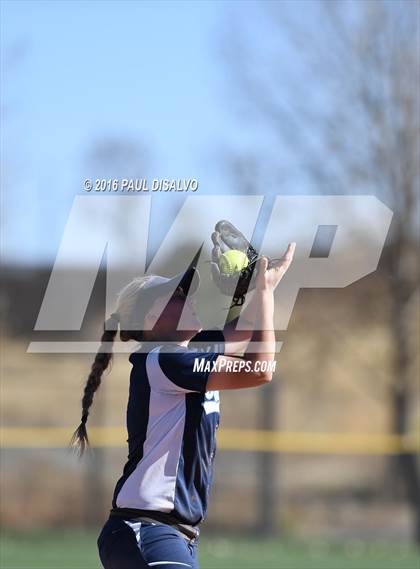 Thumbnail 3 in Mountain View vs. Valor Christian (CHSAA 4A Semi-Final) photogallery.
