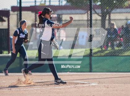Thumbnail 2 in Mountain View vs. Valor Christian (CHSAA 4A Semi-Final) photogallery.