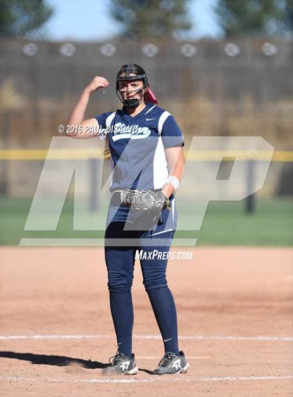 Thumbnail 1 in Mountain View vs. Valor Christian (CHSAA 4A Semi-Final) photogallery.