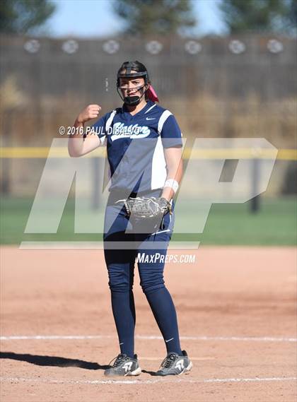 Thumbnail 2 in Mountain View vs. Valor Christian (CHSAA 4A Semi-Final) photogallery.