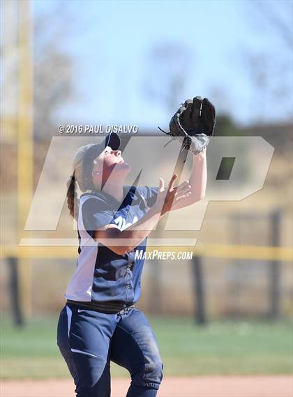 Thumbnail 1 in Mountain View vs. Valor Christian (CHSAA 4A Semi-Final) photogallery.