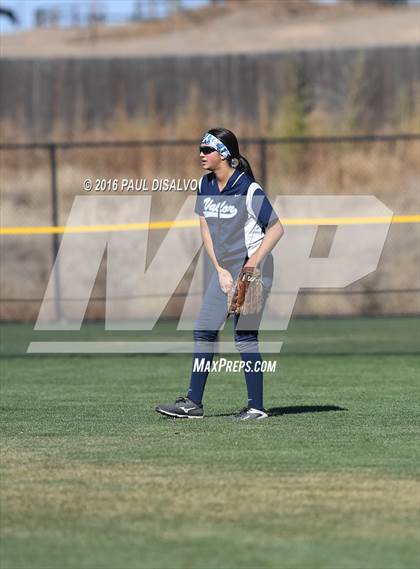 Thumbnail 2 in Mountain View vs. Valor Christian (CHSAA 4A Semi-Final) photogallery.