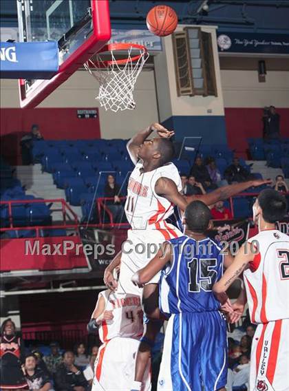 Thumbnail 2 in Port Chester vs Spring Valley (Section 1 Class A Semifinal) photogallery.