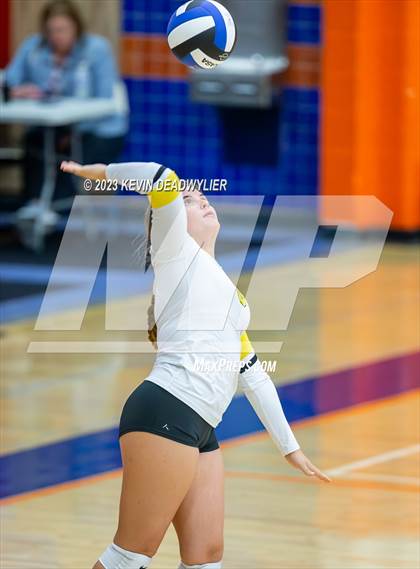 Thumbnail 2 in Newbury Park @ Westlake photogallery.