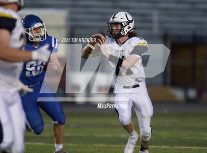 Thumbnail 2 in Cedar Cliff @ Lower Dauphin photogallery.