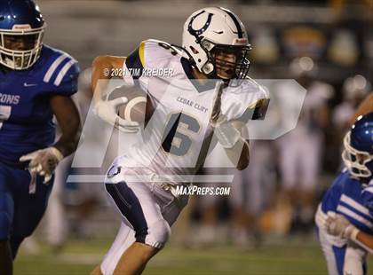 Thumbnail 1 in Cedar Cliff @ Lower Dauphin photogallery.