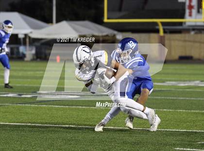 Thumbnail 3 in Cedar Cliff @ Lower Dauphin photogallery.