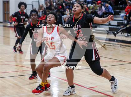 Thumbnail 1 in Brusly vs. Glen Oaks (LHSAA 3A Bi-District Playoff) photogallery.