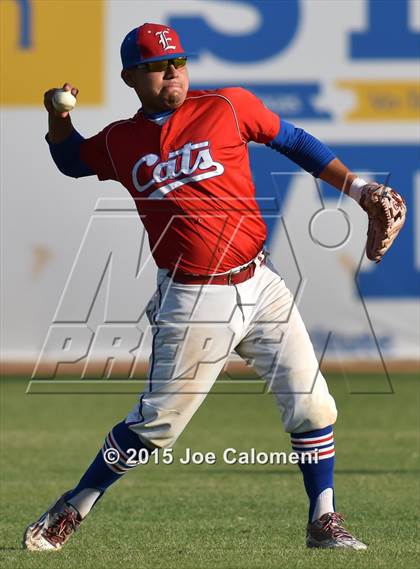 Thumbnail 2 in Johnson [Claudia Taylor] vs Edinburg (UIL 6A Regional) photogallery.