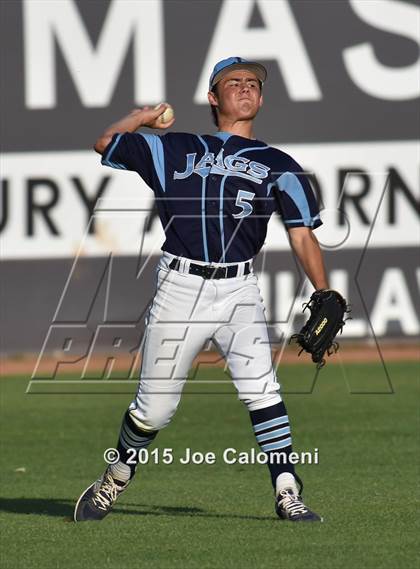 Thumbnail 2 in Johnson [Claudia Taylor] vs Edinburg (UIL 6A Regional) photogallery.