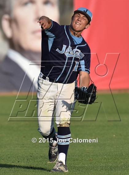Thumbnail 1 in Johnson [Claudia Taylor] vs Edinburg (UIL 6A Regional) photogallery.