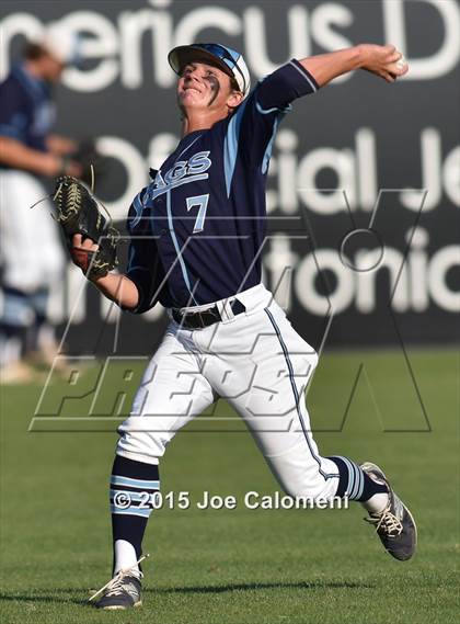 Thumbnail 3 in Johnson [Claudia Taylor] vs Edinburg (UIL 6A Regional) photogallery.