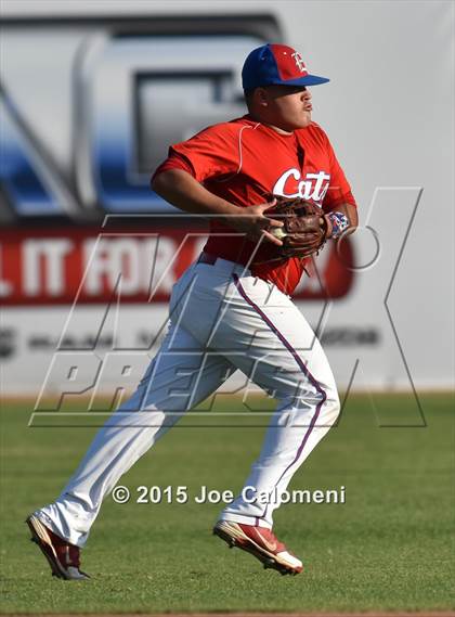 Thumbnail 3 in Johnson [Claudia Taylor] vs Edinburg (UIL 6A Regional) photogallery.