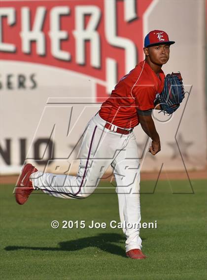 Thumbnail 1 in Johnson [Claudia Taylor] vs Edinburg (UIL 6A Regional) photogallery.