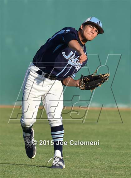 Thumbnail 1 in Johnson [Claudia Taylor] vs Edinburg (UIL 6A Regional) photogallery.
