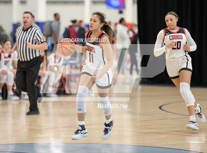 Thumbnail 2 in Carondelet vs. Christ the King (NIKE Tournament of Champions) photogallery.
