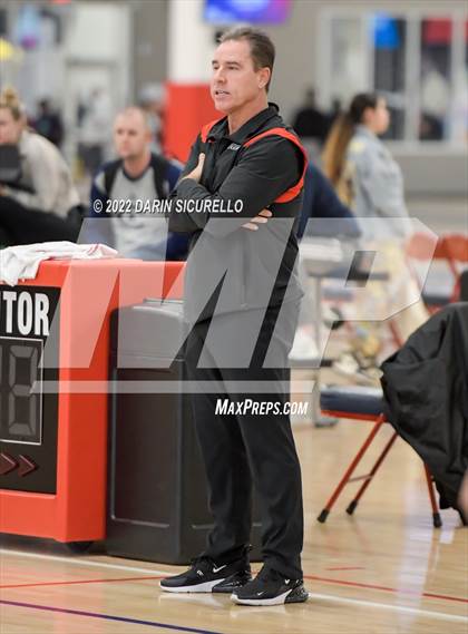 Thumbnail 3 in Carondelet vs. Christ the King (NIKE Tournament of Champions) photogallery.
