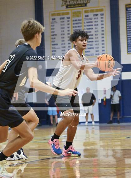 Thumbnail 3 in East Lake vs Santa Fe Catholic. (The Hoop Vibe) photogallery.