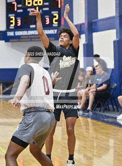 Thumbnail 3 in East Lake vs Santa Fe Catholic. (The Hoop Vibe) photogallery.