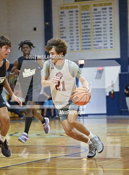 Thumbnail 1 in East Lake vs Santa Fe Catholic. (The Hoop Vibe) photogallery.