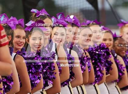 Thumbnail 3 in College Park @ Caney Creek photogallery.