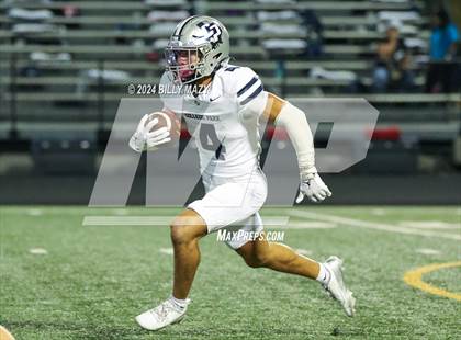 Thumbnail 3 in College Park @ Caney Creek photogallery.
