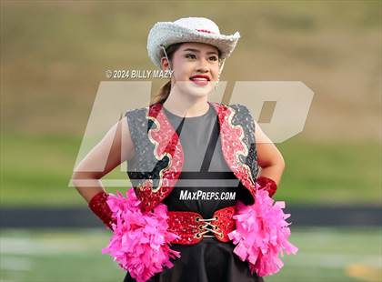Thumbnail 3 in College Park @ Caney Creek photogallery.
