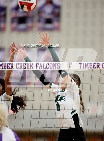 Thumbnail 3 in Waxahachie vs Timber Creek photogallery.