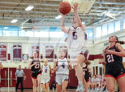 Thumbnail 2 in Plainedge vs North Shore (NYSPHSAA Section VIII Class A Quarterfinals) photogallery.