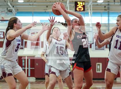 Thumbnail 2 in Plainedge vs North Shore (NYSPHSAA Section VIII Class A Quarterfinals) photogallery.