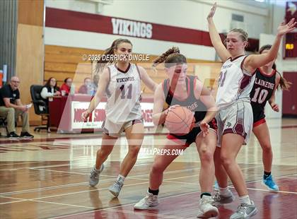 Thumbnail 1 in Plainedge vs North Shore (NYSPHSAA Section VIII Class A Quarterfinals) photogallery.