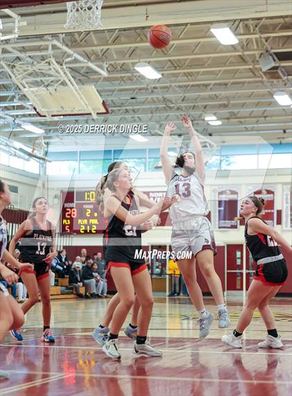 Thumbnail 2 in Plainedge vs North Shore (NYSPHSAA Section VIII Class A Quarterfinals) photogallery.