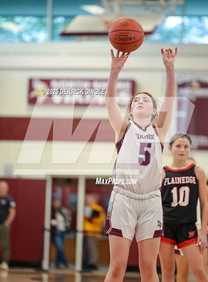 Thumbnail 2 in Plainedge vs North Shore (NYSPHSAA Section VIII Class A Quarterfinals) photogallery.