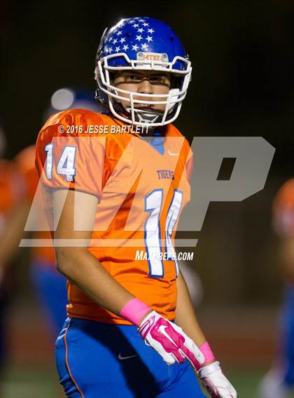 Thumbnail 3 in St. Pius X @ Los Lunas photogallery.